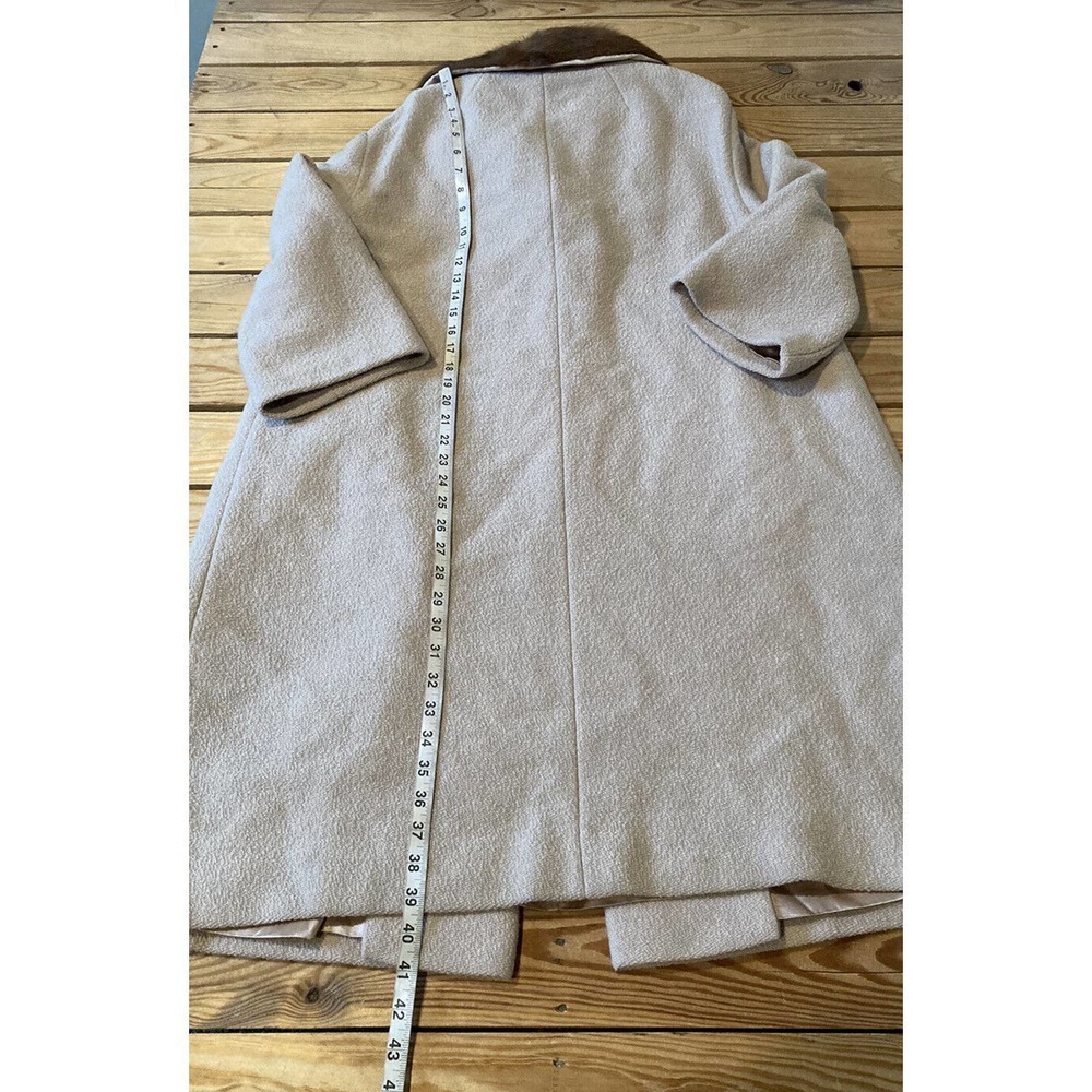 Vintage Union Made Real Fur Neck Button Front Over Coat Size Small Women’s Beige - Picture 7 of 9
